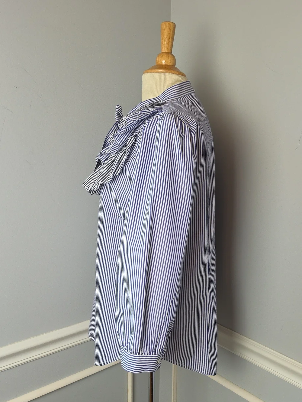 J.CREW Thomas Mason Blue White Contrast Stripes Tiered Ruffle Tie Neck Top 14
